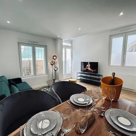 Апартаменты 1 Lenoir Cocon Romantique Avec Jacuzzi Au Centre Реймс