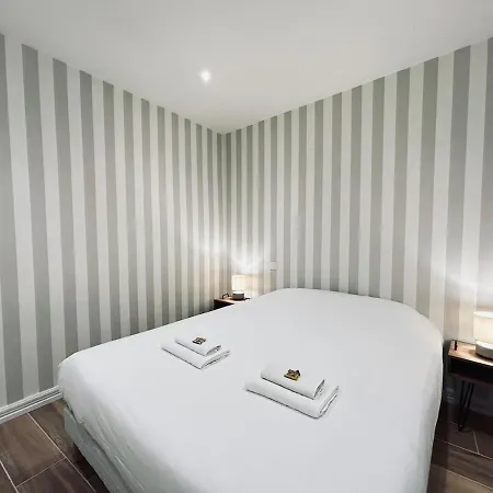 1 Lenoir Cocon Romantique Avec Jacuzzi Au Centre * Реймс