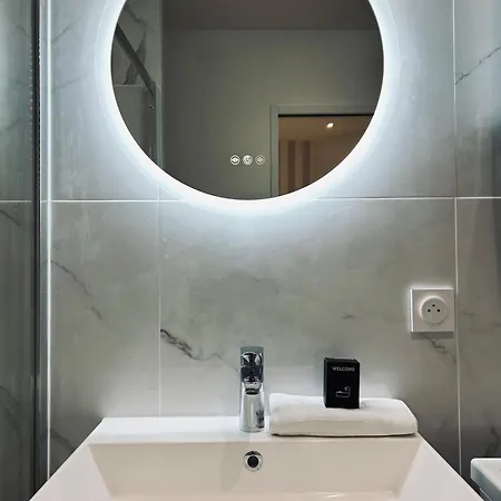 1 Lenoir Cocon Romantique Avec Jacuzzi Au Centre * 兰斯