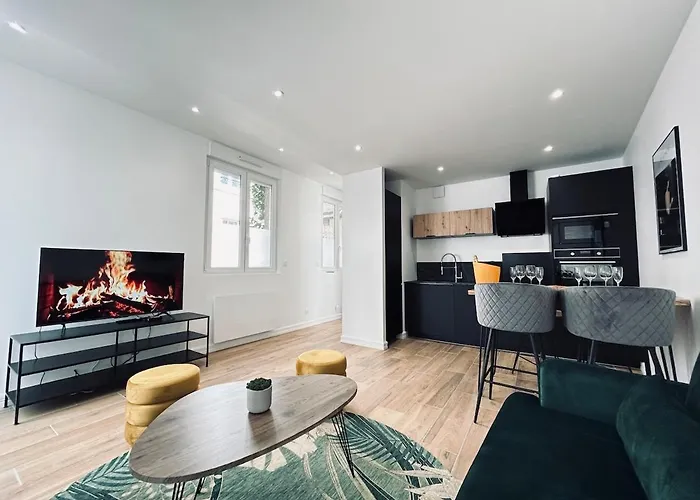 1 Lenoir Cocon Romantique Avec Jacuzzi Au Centre *